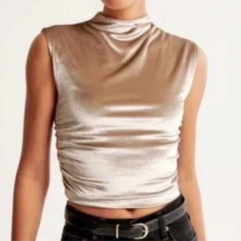 Abercrombie & Fitch Paloma velvet top with ruched sides